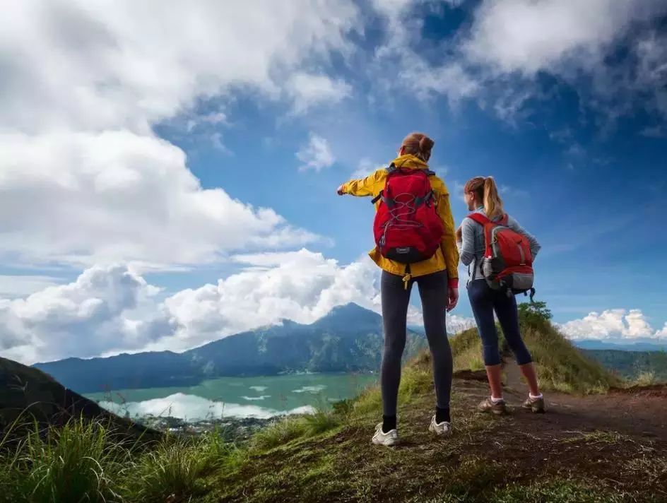 最新新闻地震，自然美景之旅的心灵探索与平静寻找