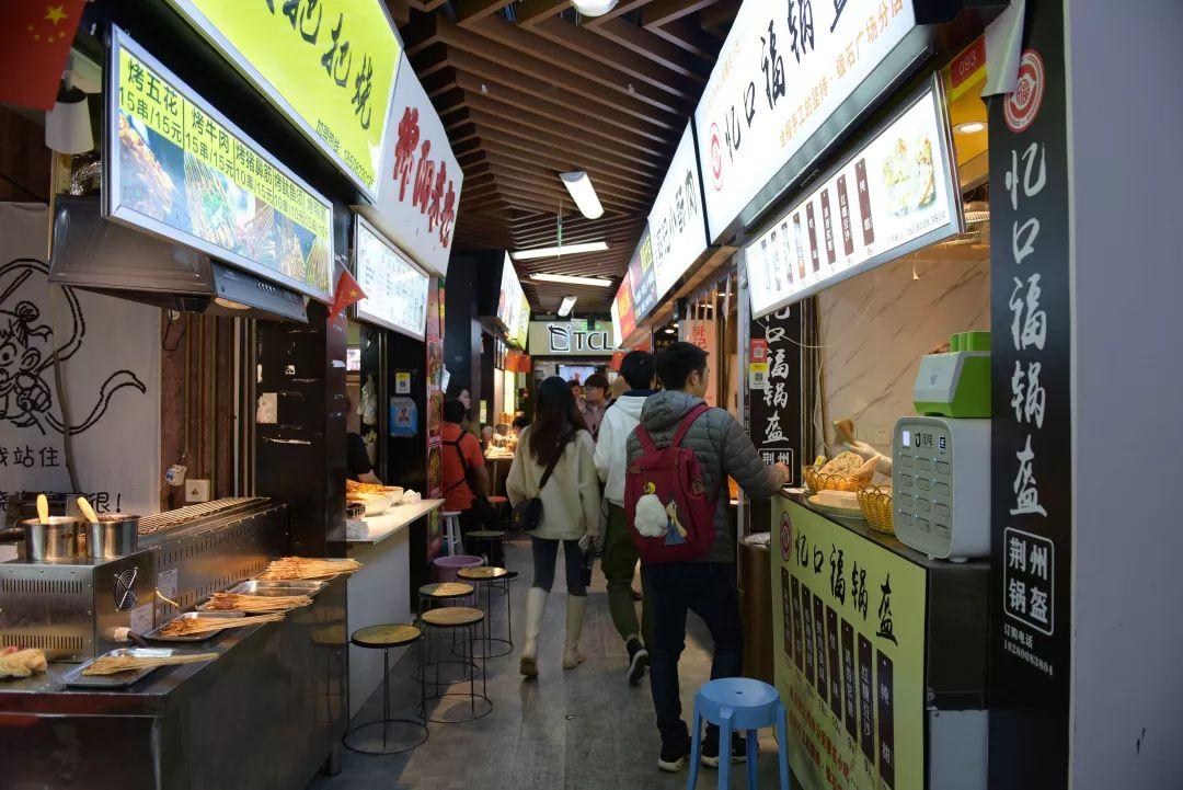 服装品牌最新款探索，小巷隐藏宝藏，独特时尚天地之旅