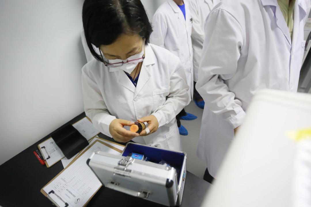 新冠病毒核酸检测，科技力量与全球关注的时代见证