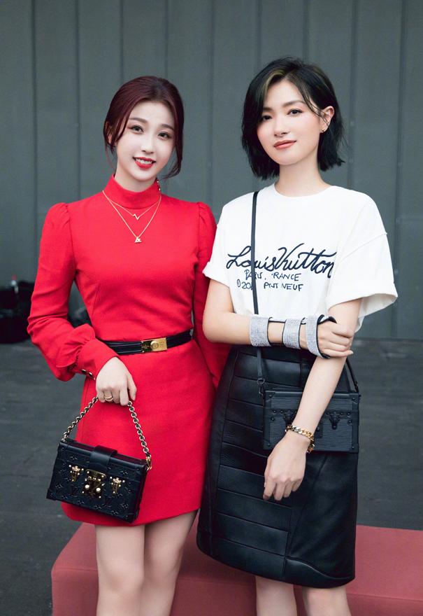 LV最新款女士鞋子，小巷中的时尚秘密之选