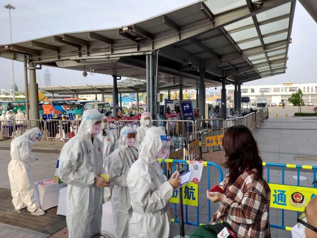 深圳湾口岸最新通关指南，快速出入境小技巧及最新通关情况解析