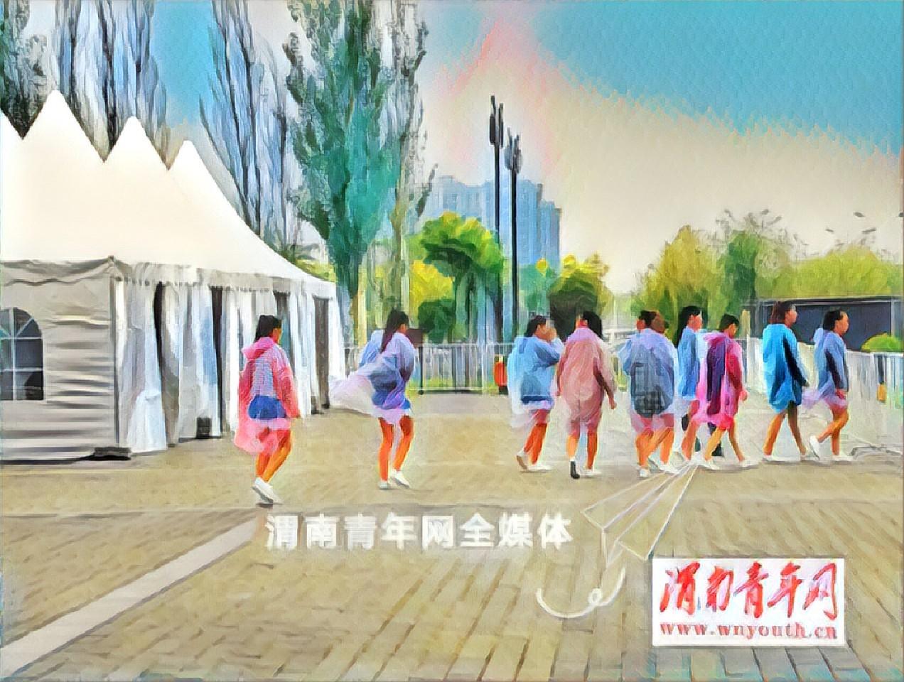 卤阳湖开发区科技盛宴启幕，未来趋势已显现！